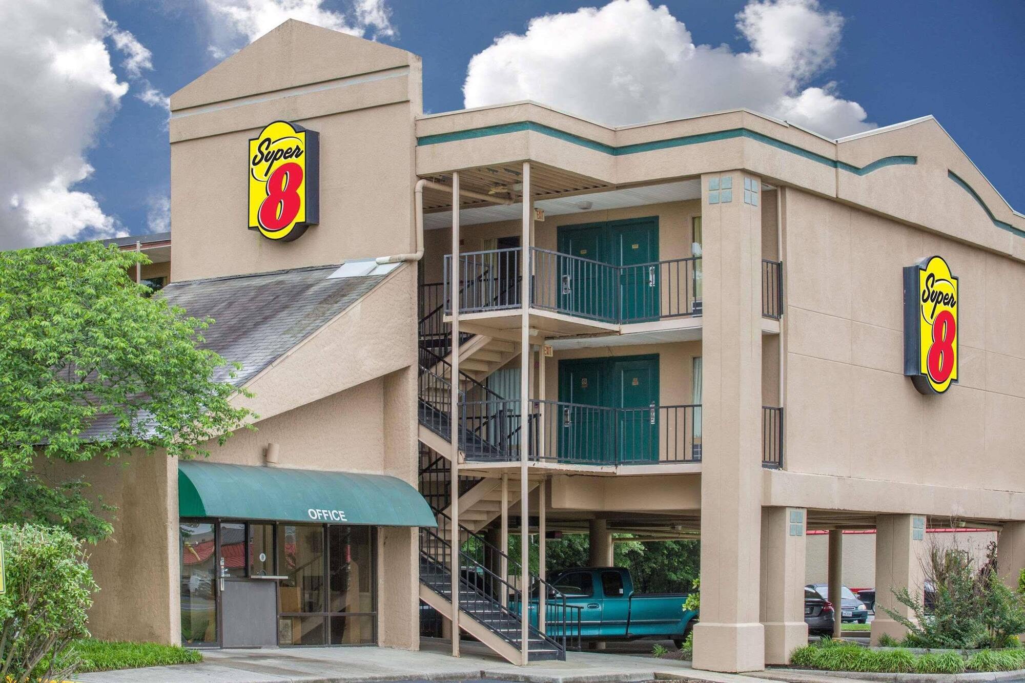 Super Motel 2*